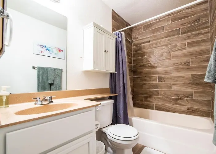 Holiday home 33 Avenida Pool View New To Market Avenida King Bed Ds