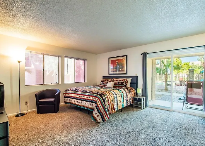 33 Avenida Pool View New To Market Avenida King Bed Ds Holiday home *